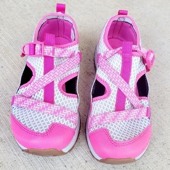 NWOT GIrls 3 Chaco Sandals - Picture 1 of 3